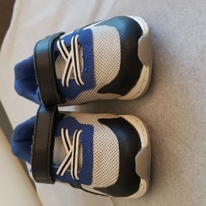 Stride Rite 360 toddler shoes size 8